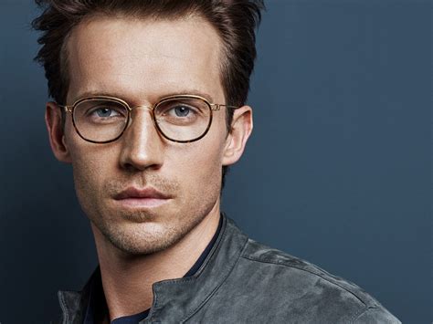 wireframe glasses for men.